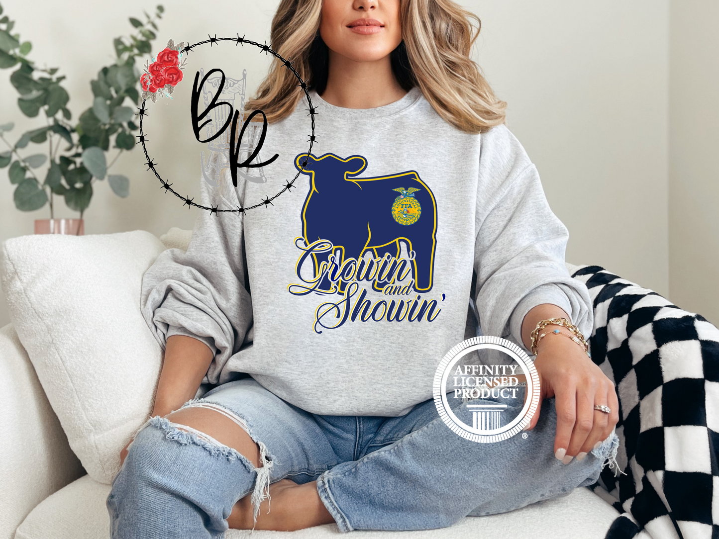 Growin' and Showin' with FFA Emblem with Heifer Sweatshirt Crew