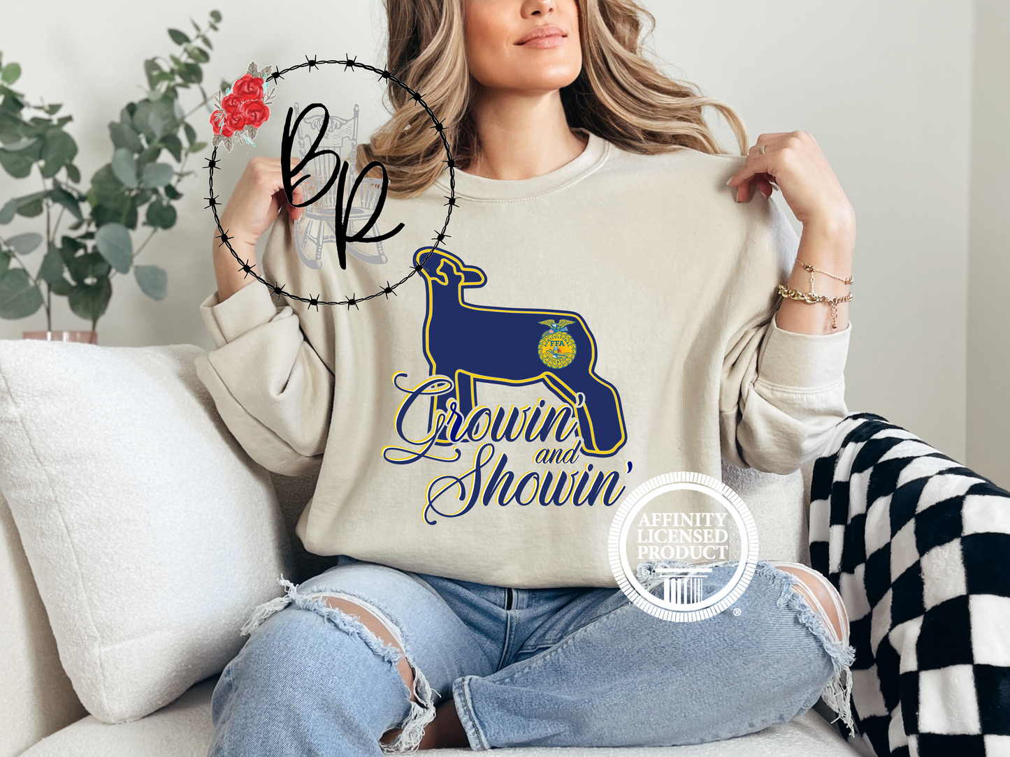 Growin' and Showin' with FFA Emblem with Lamb Sweatshirt Crew