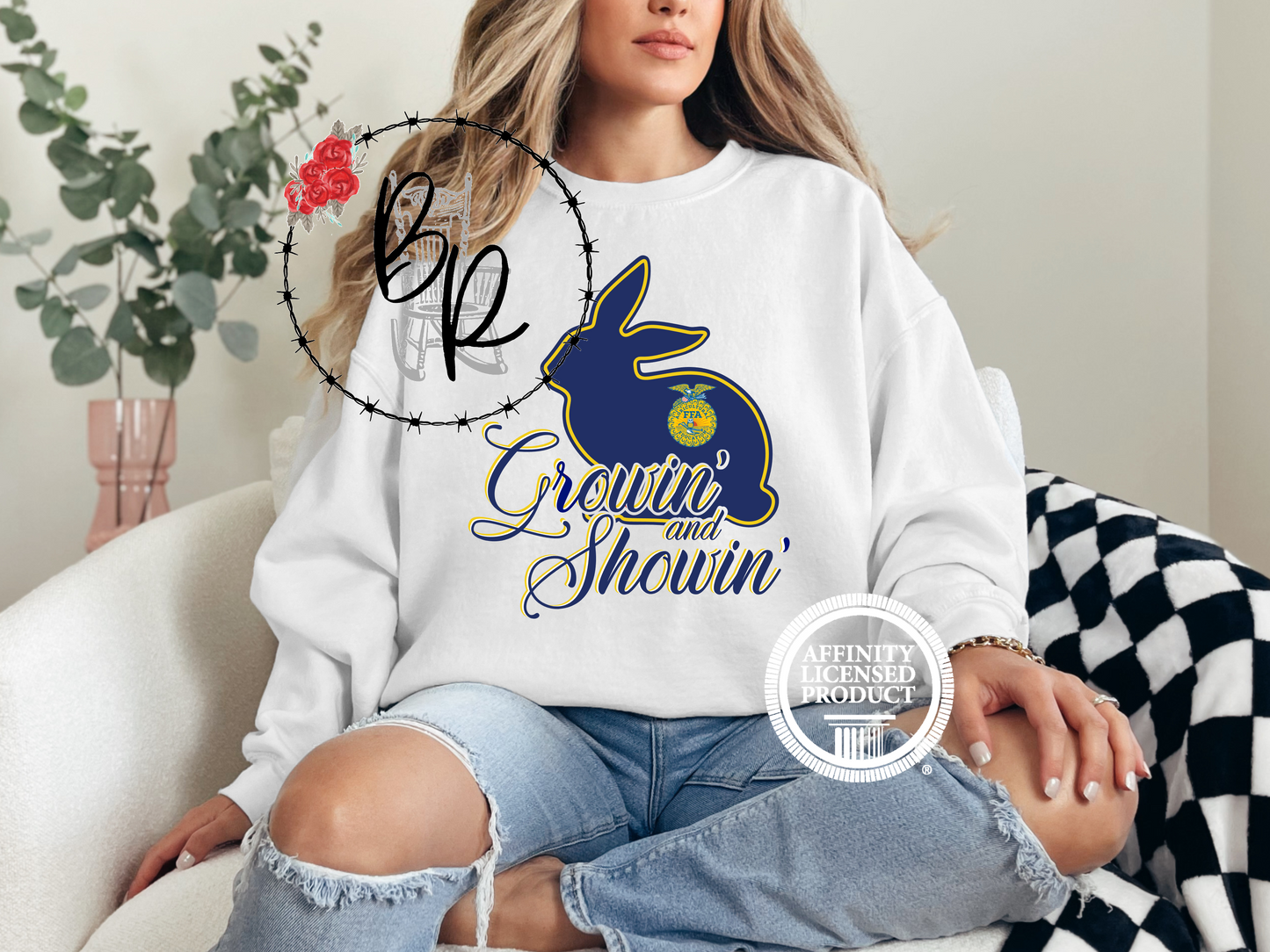 Growin' and Showin' with FFA Emblem with Rabbit Sweatshirt Crew