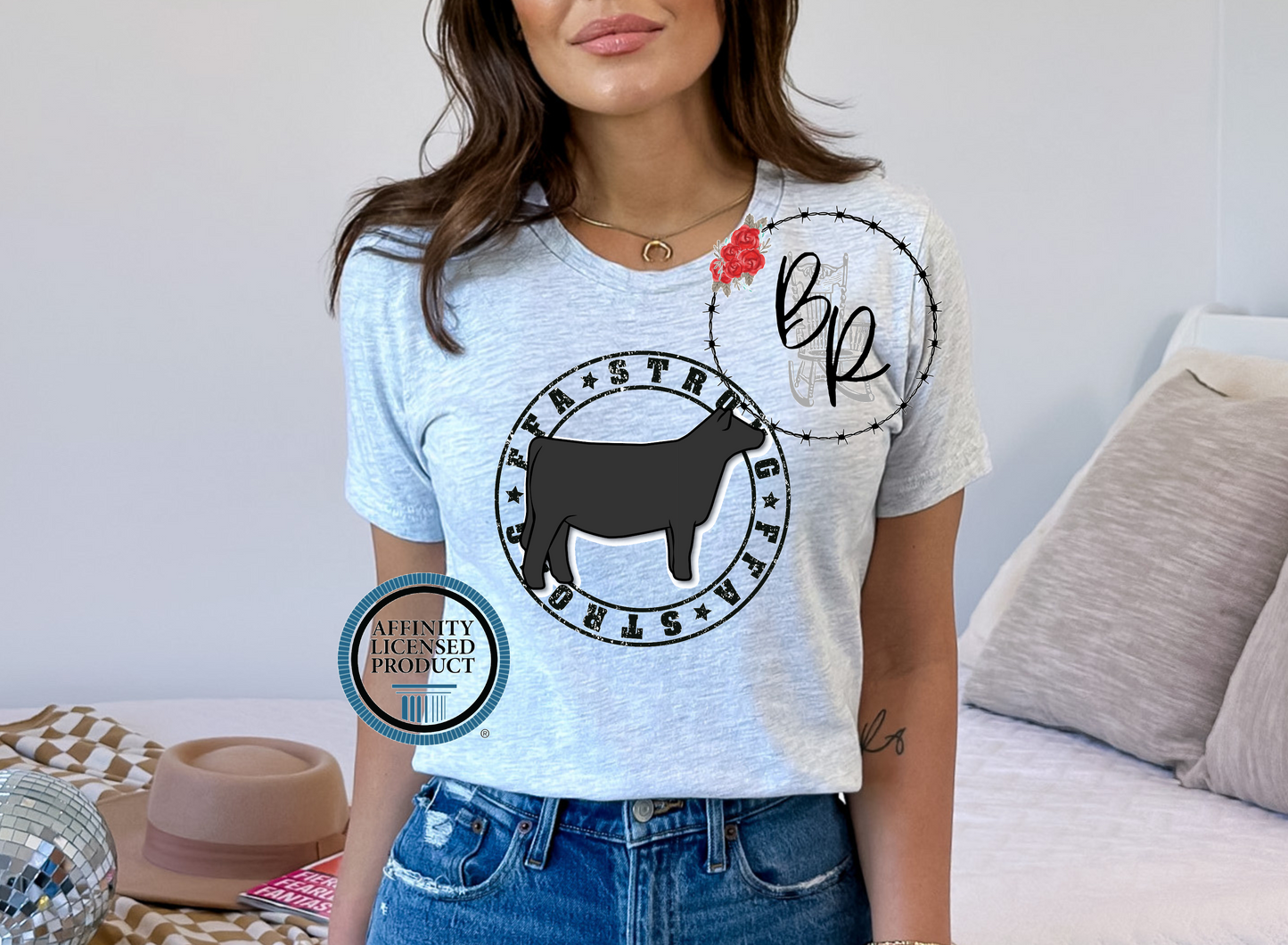 FFA Strong Round Black Heifer Stockshow Stock Show T-Shirt Tee